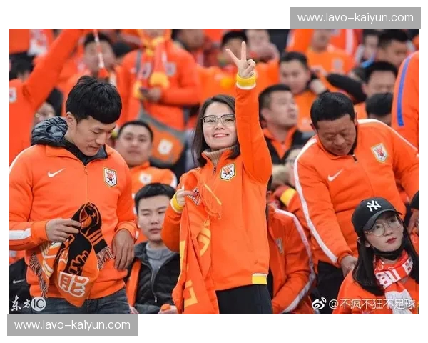 橙色信仰的巅峰博弈：山东鲁能vs中超时代的恩怨与传承